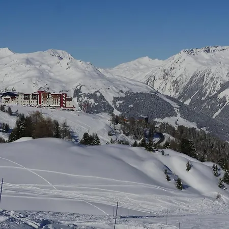 Duplex 3 Avec Piscine, Fitness Et Parking Couvert - Fr-1-455-243 * La Plagne